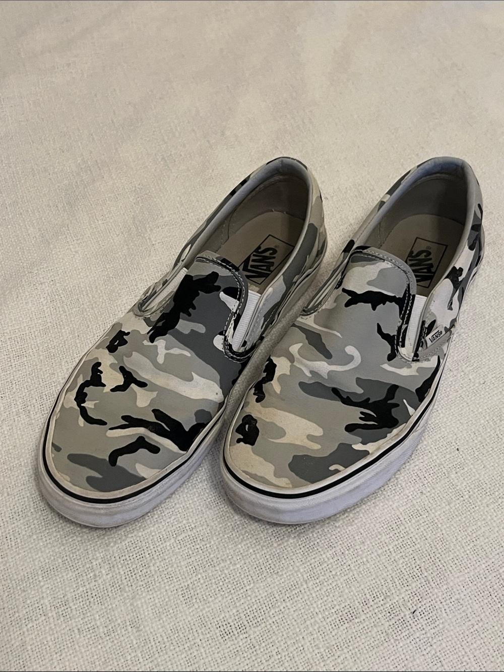 Vans Men’s Slip-On Sneakers in Urban/Ghost Camo Sz 12